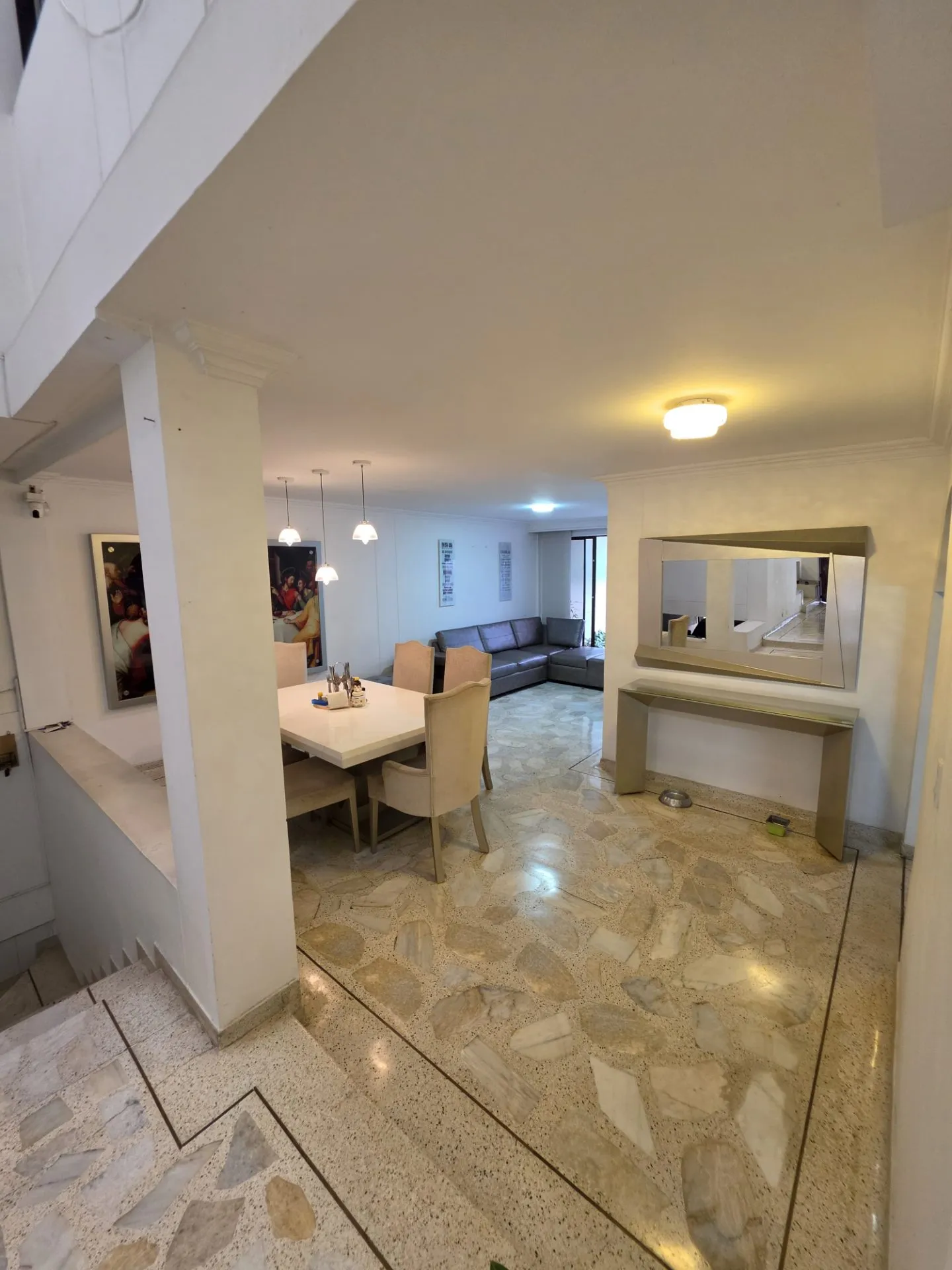 Casa en venta en el Ingenio Cali de 440 metros de 3 niveles - 4