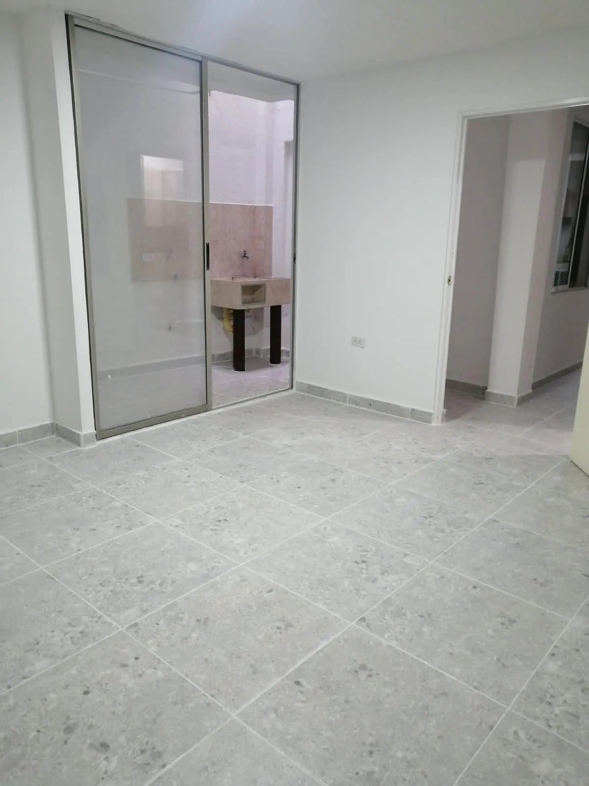 Casa en primer piso para vivienda, negocio o bodega en Saavedra Galindo Cali - 5