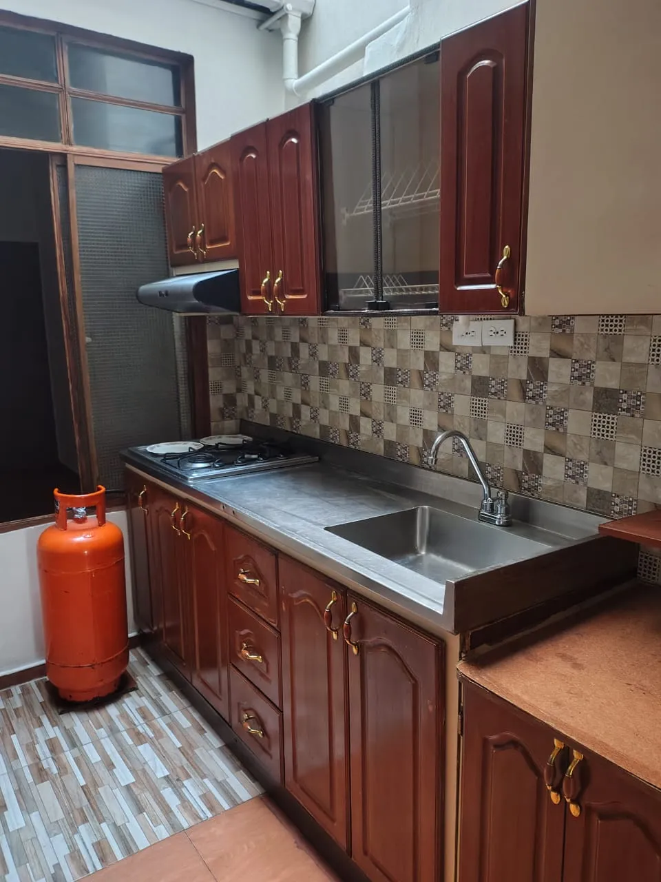 Casa en arriendo en Medellín para comercio o vivienda — foto 8