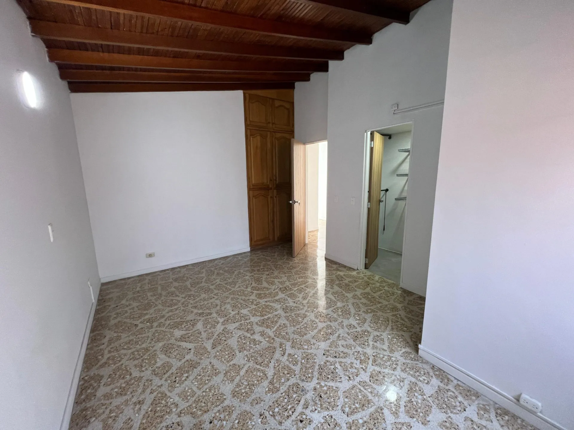 Amplio apartamento de 146 m² en Laureles–Estadio, Medellín | 2 parqueaderos - 9