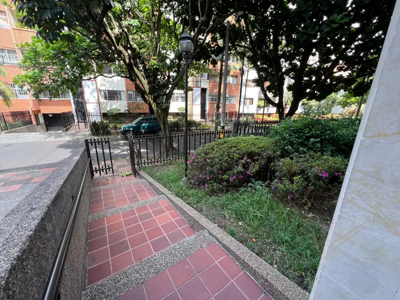 Amplio apartamento de 146 m² en Laureles–Estadio, Medellín | 2 parqueaderos - 11
