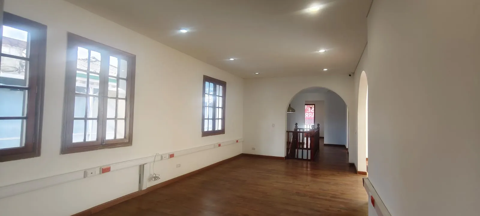 Casa en Teusaquillo para arriendo o venta, uso institucional — foto 4