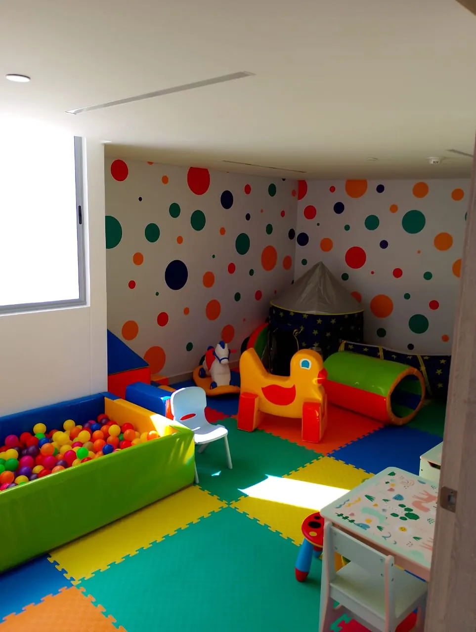 Apartamento ubicado en Los Mesa, Cumbres, Envigado, en unidad completa - 16