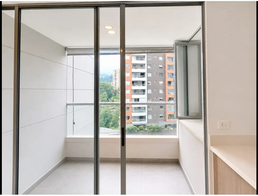 Apartamento ubicado en Los Mesa, Cumbres, Envigado, en unidad completa — foto 10