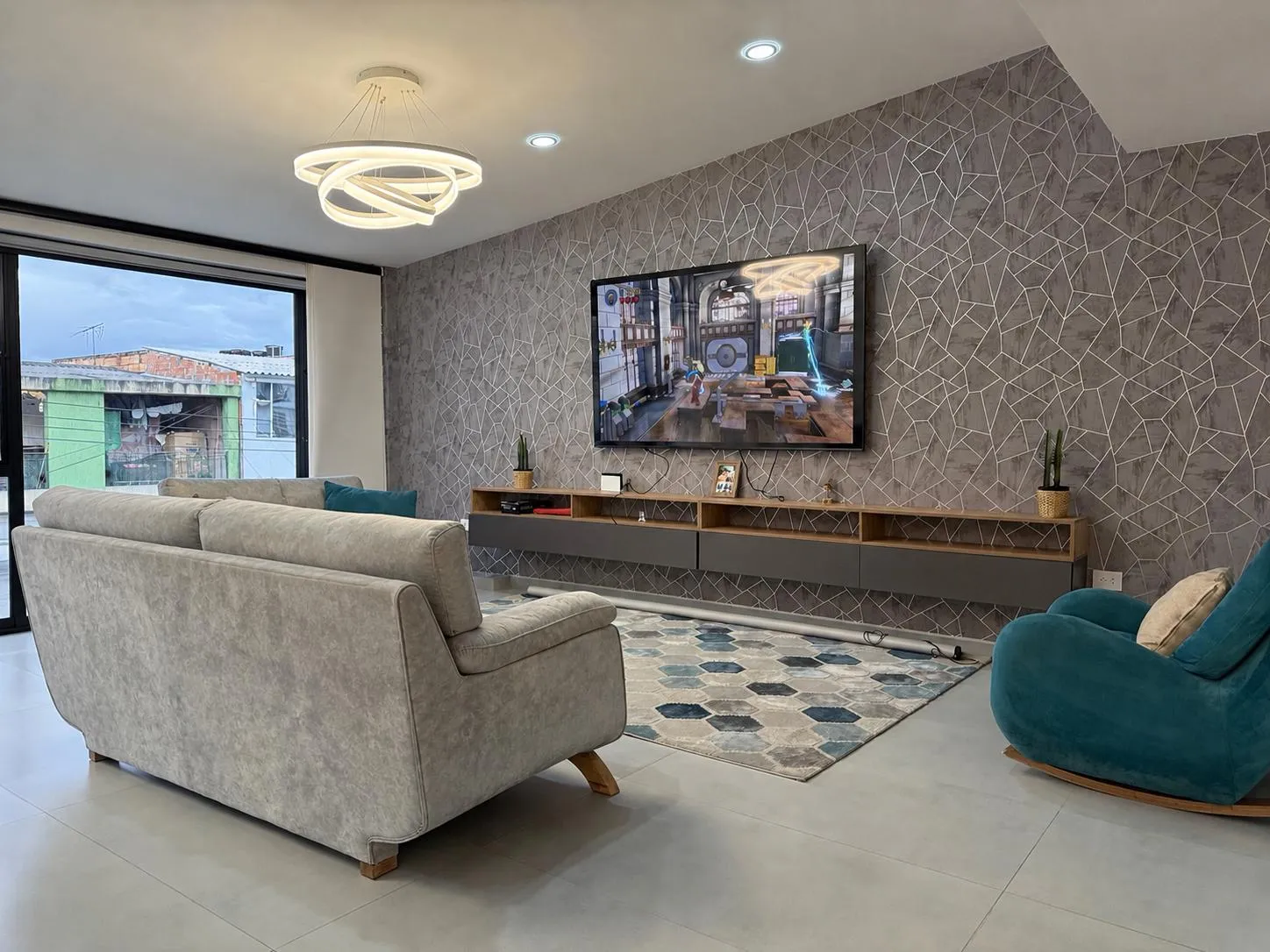 Casa remodelada con apartamento independiente — foto 2