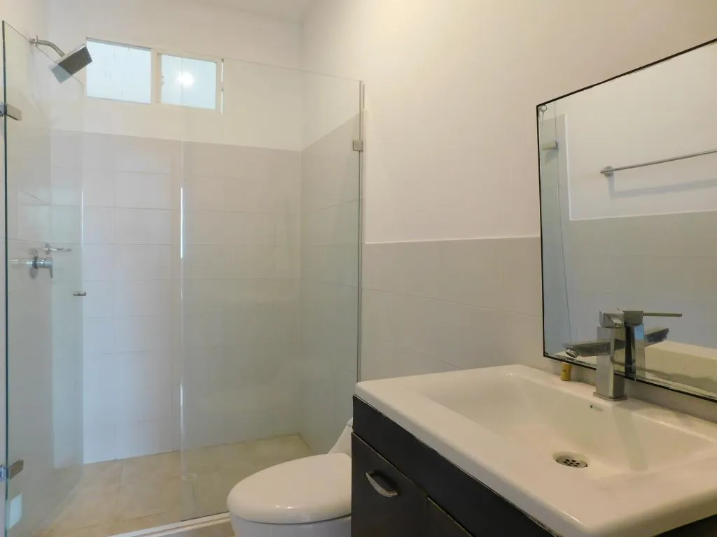 Arriendo Apartaestudio con vistas espectaculares en Alterado — foto 8