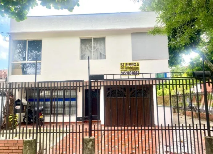 Casa esquinera en venta en Lido, Cali — foto 2