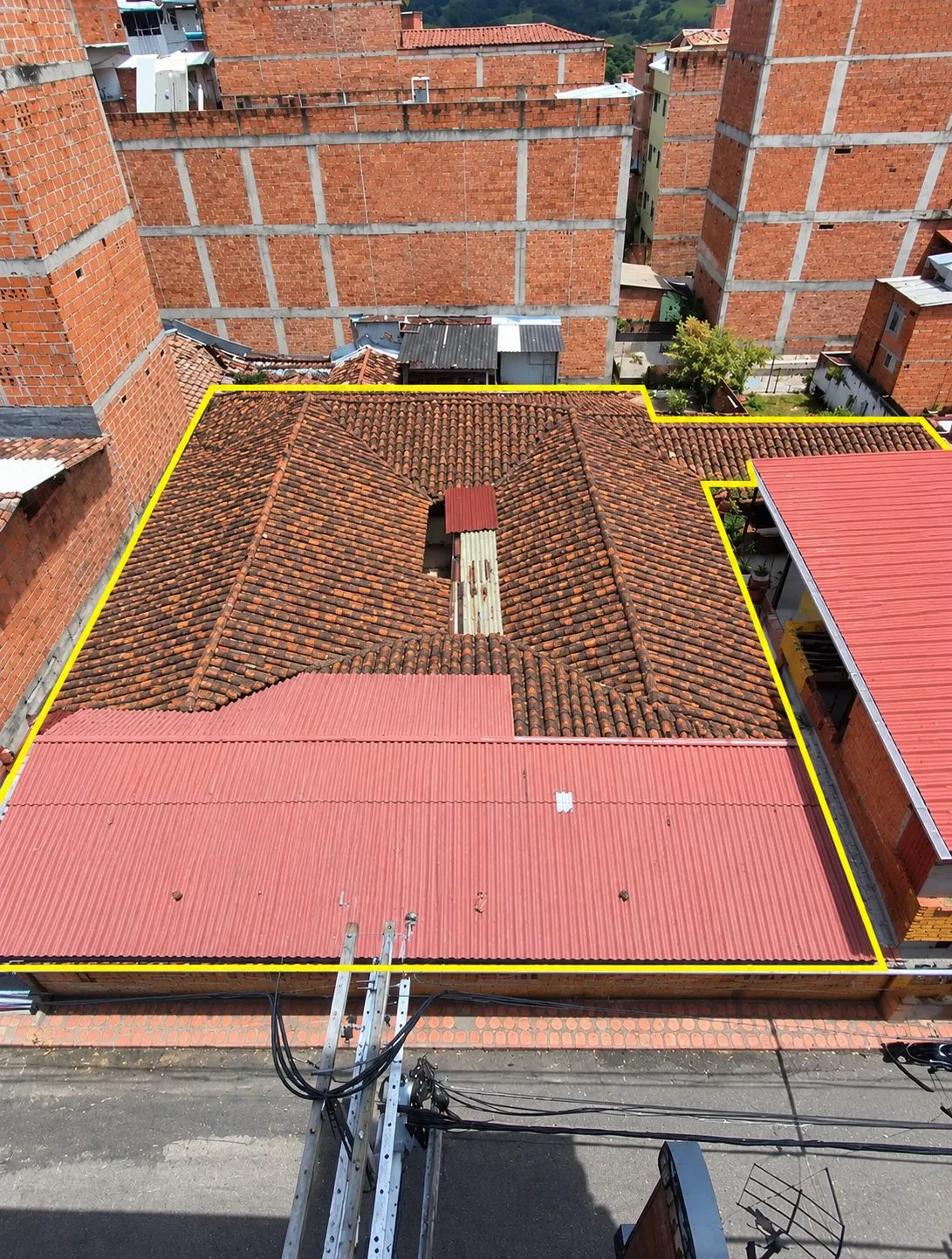 Casa lote en venta en Barbosa, Antioquia cerca al parque principal — foto 2