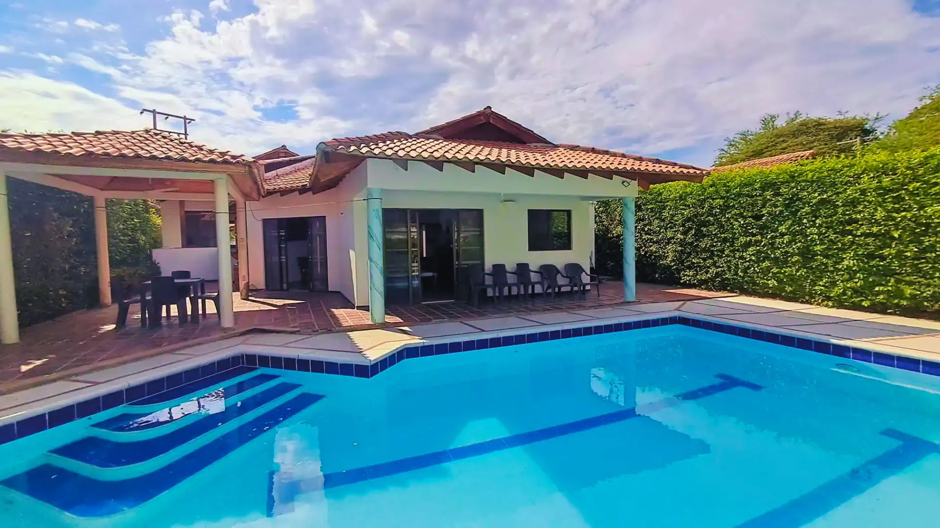 Hermosa Casa Campestre, con Piscina y Aparcamiento — foto 2