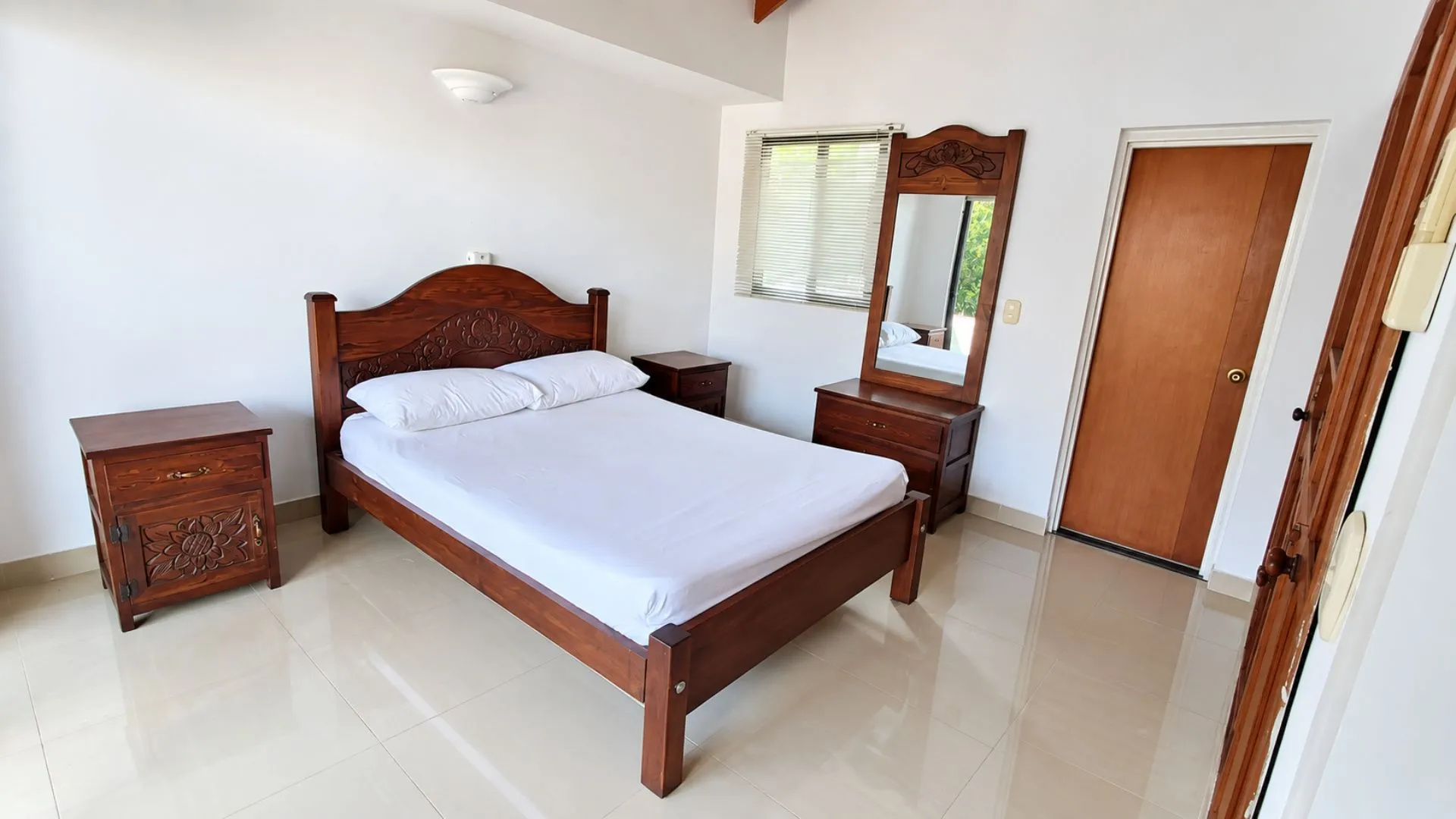 Hermosa Casa Campestre, con Piscina y Aparcamiento — foto 11