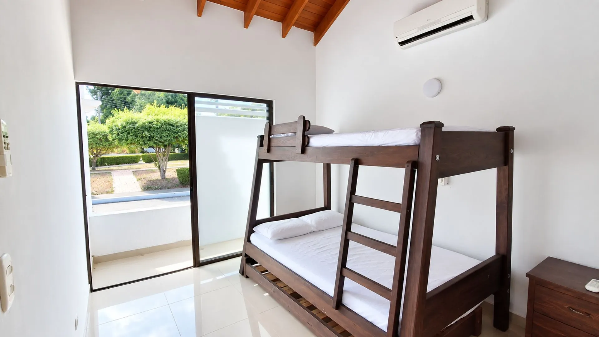 Hermosa Casa Campestre, con Piscina y Aparcamiento — foto 14