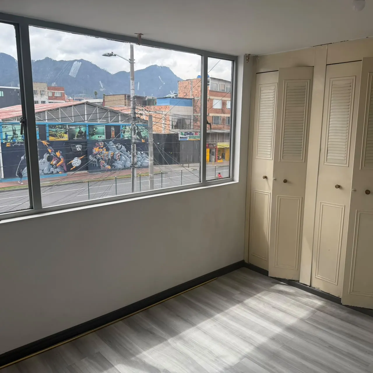 Apartamento en arriendo en bogotá, barrio santa sofía cercano a El Polo y Los Alcázares. — foto 2