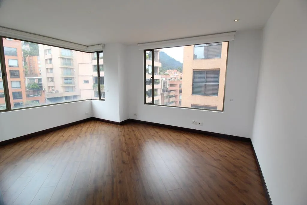 Apto Rosales: 174m2, balcón, 3 cuartos, 3.5 baños y 3 parqueaderos — foto 10