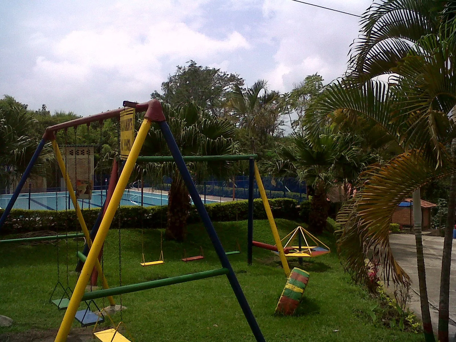 Se arrienda linda casa en Conjunto Urb. Andalucía piscina Fusagasugá — foto 12