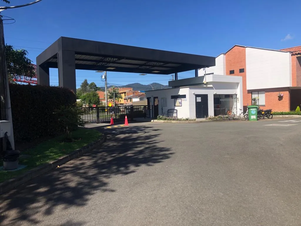 Casa en venta en San Cayetano, sector Viva Éxito, La Ceja — foto 2