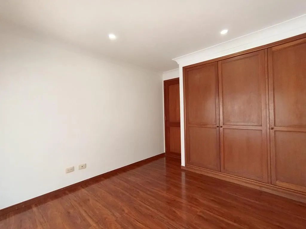 Apto Chicó Reservado: 87m2, 2 cuartos, 2 baños y 2 parqueaderos — foto 11