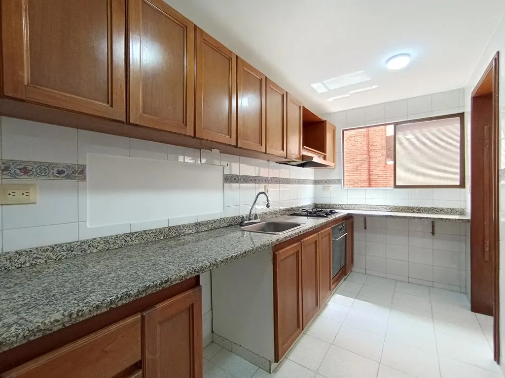 Apto Chicó Reservado: 87m2, 2 cuartos, 2 baños y 2 parqueaderos — foto 4