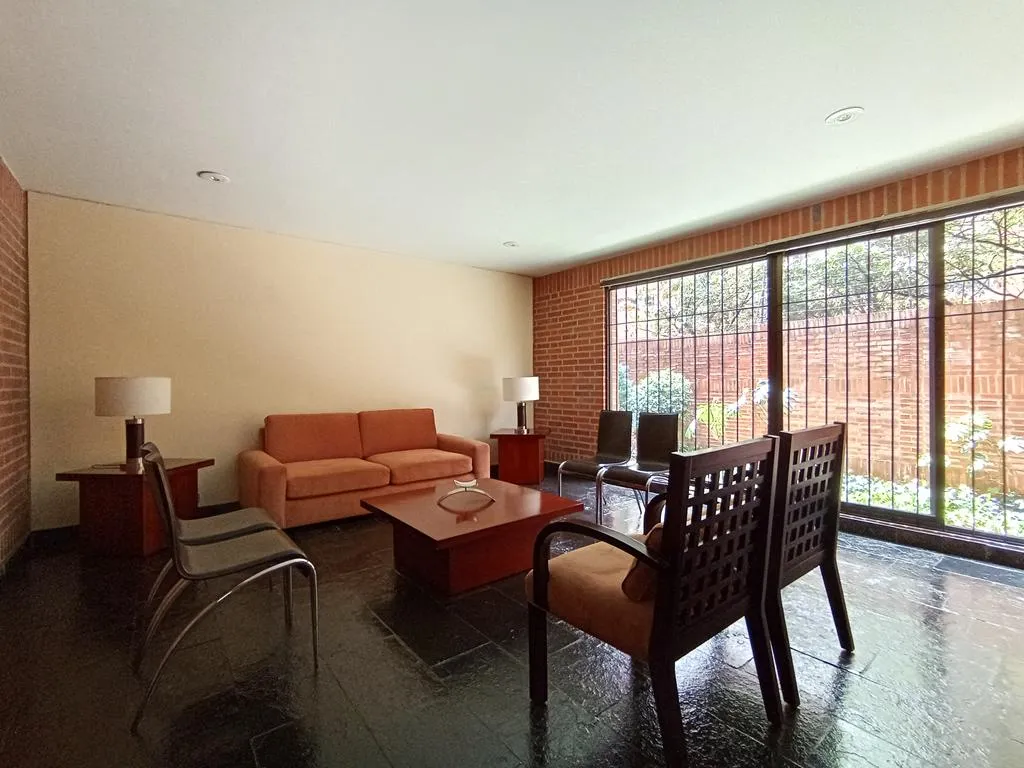 Apto El Nogal: 100m2 + terraza 30m2, 1 cuarto, 2 baños y 1 parqueadero - 18