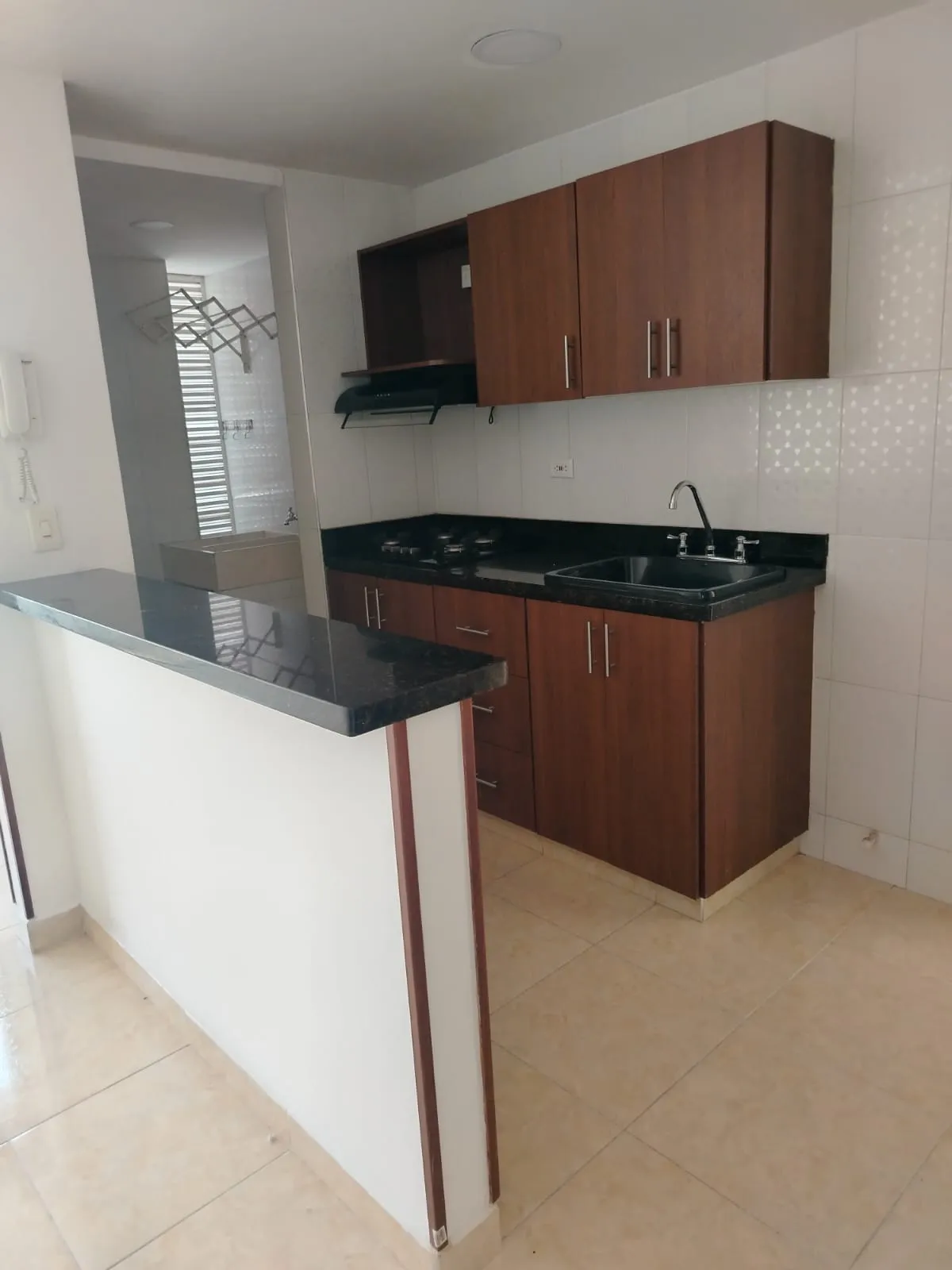 Apartamento en venta en Sabaneta, sector Alcázares - 2