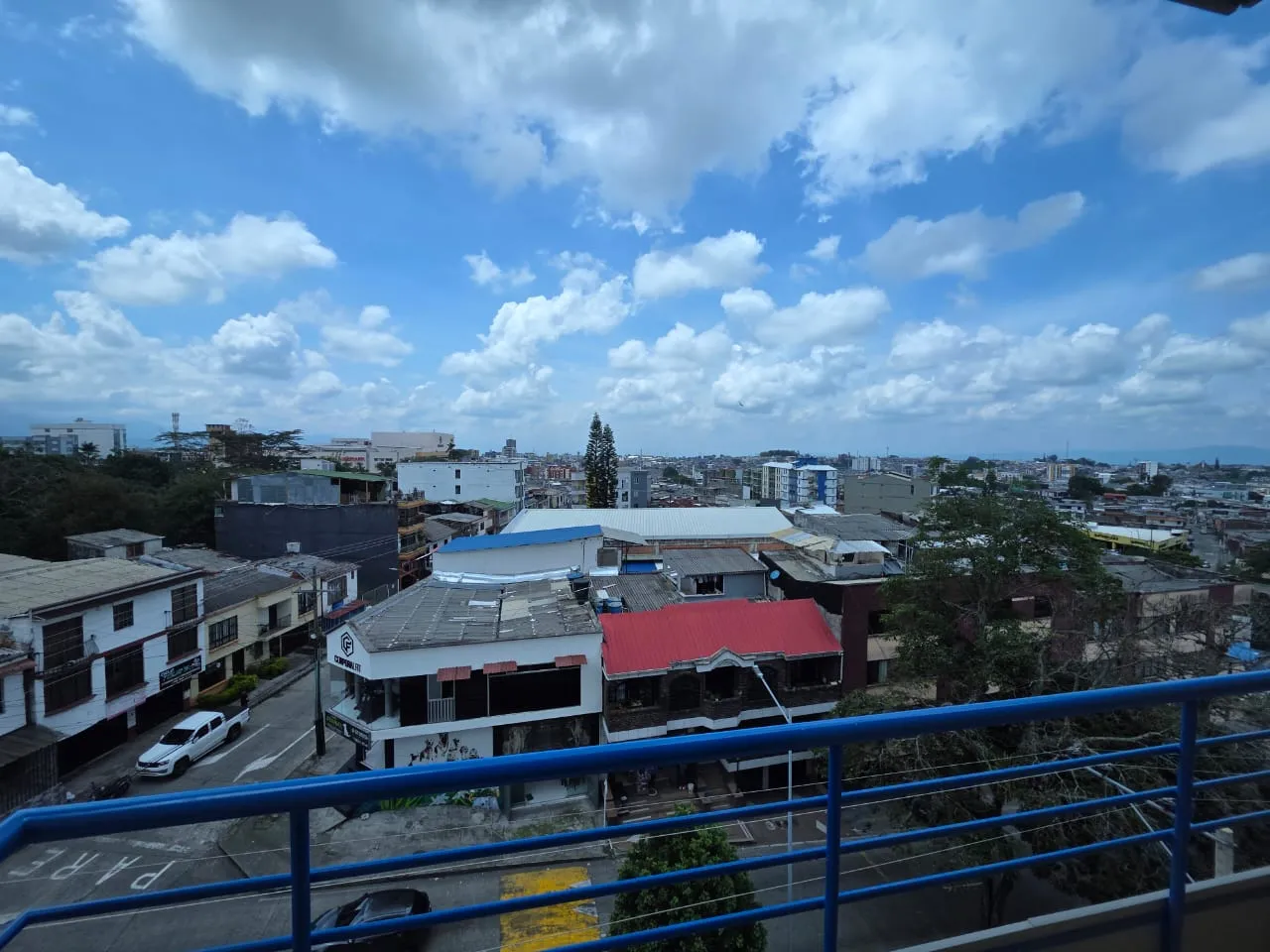 Apartamento Conjunto Cerrado Torre Horus - 17