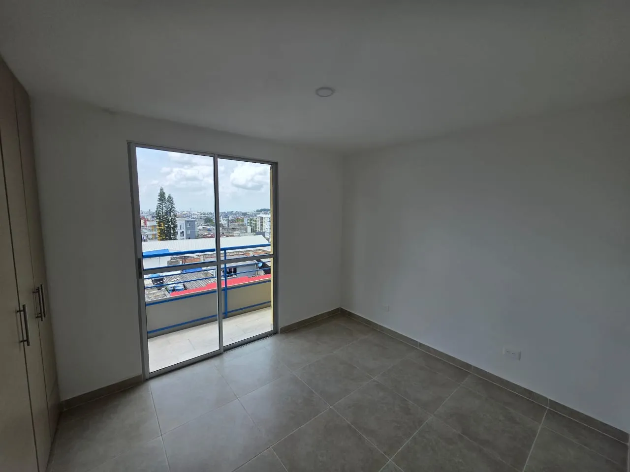 Apartamento Conjunto Cerrado Torre Horus — foto 10