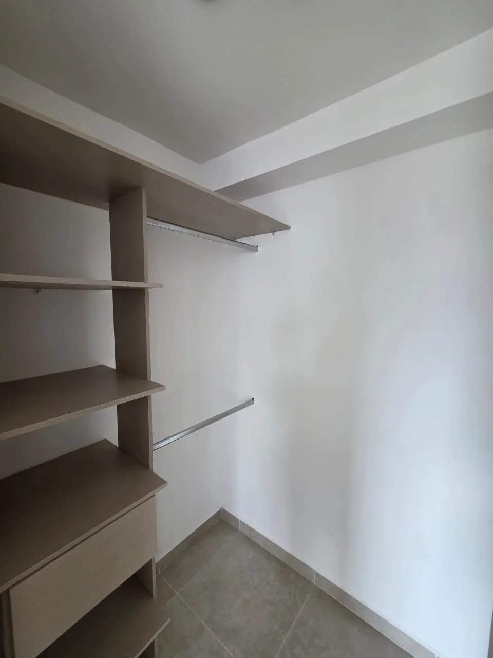 Apartamento Conjunto Cerrado Torre Horus — foto 13