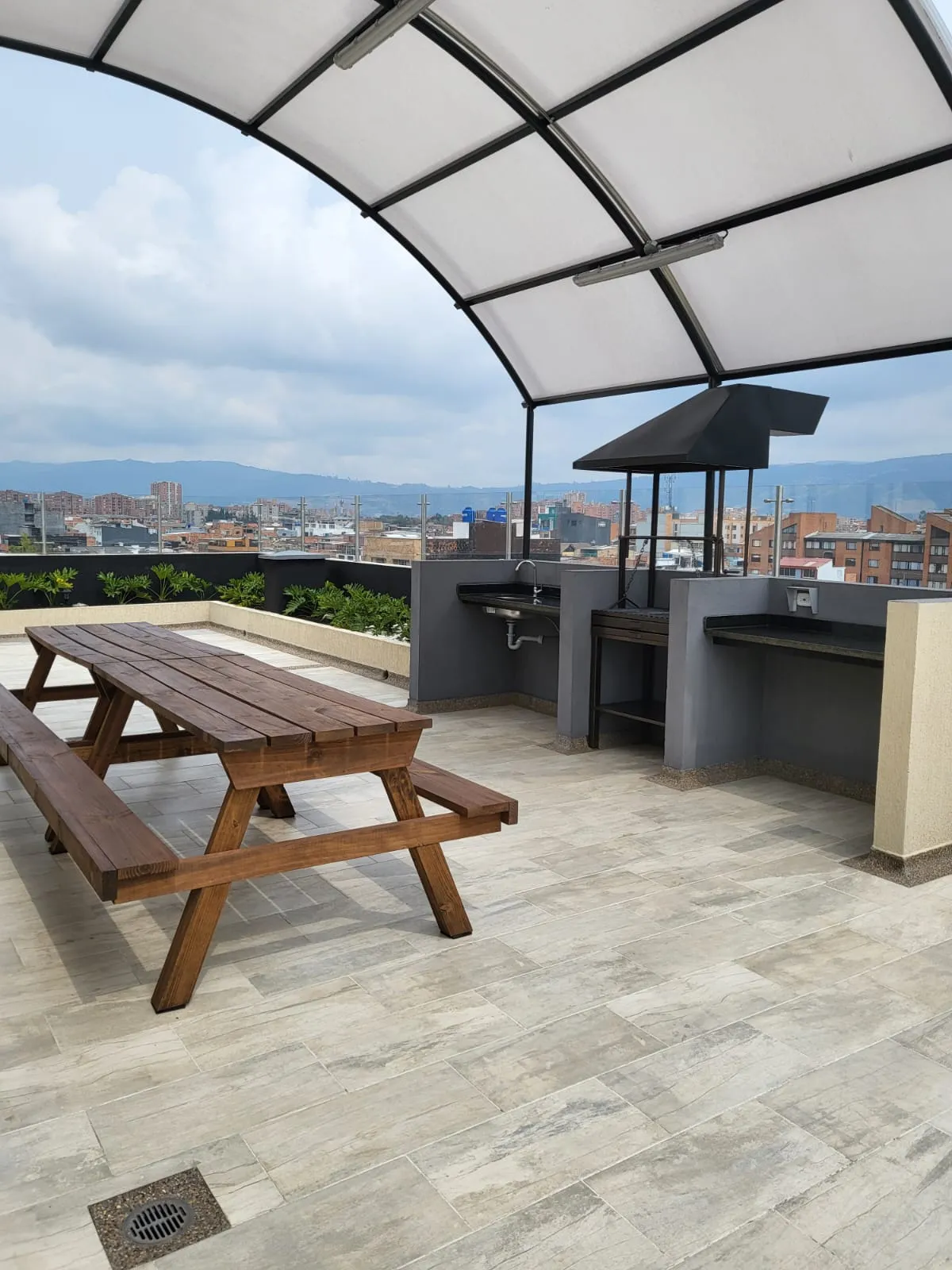 Apto Las Villas: 50m2, 1 cuarto, 1 baño y 2 parqueaderos — foto 13