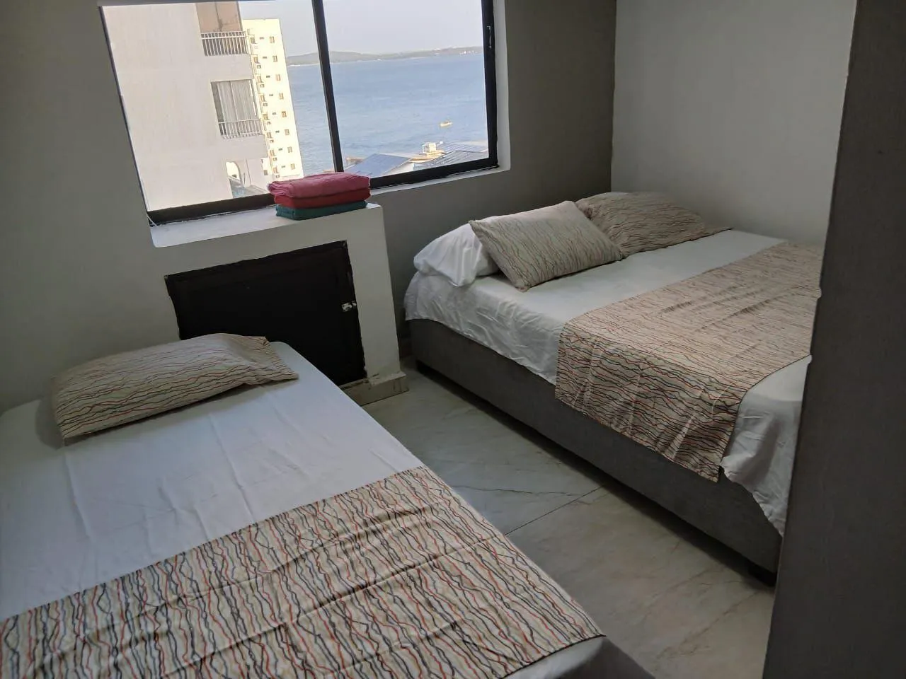 Apartamento dúplex en venta en Cartagena, Edificio Marina del Rey, sector El Laguito — foto 15