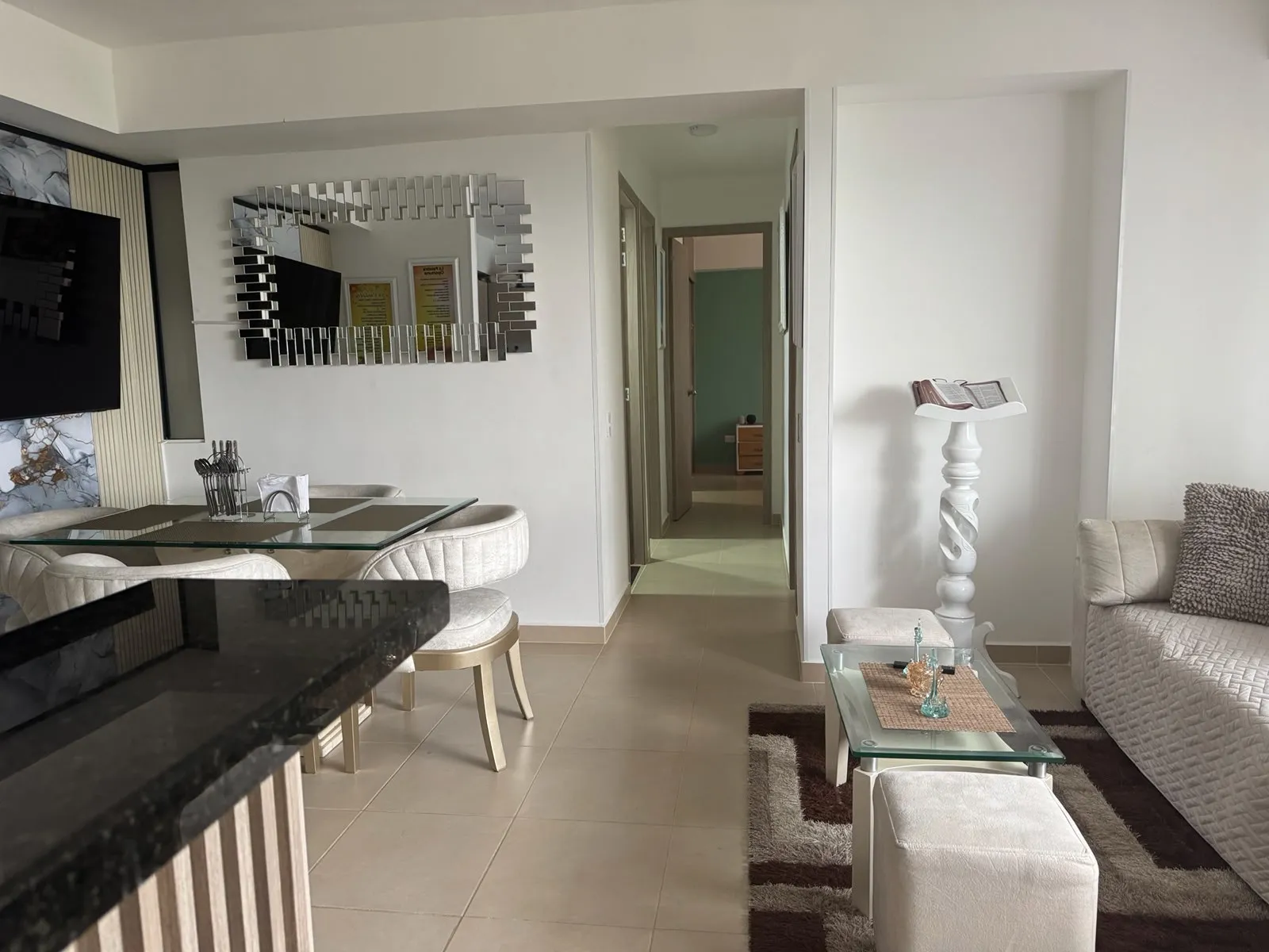 EN VENTA APARTAMENTO EN COAVICONSA 2 HABITACIONES — foto 11