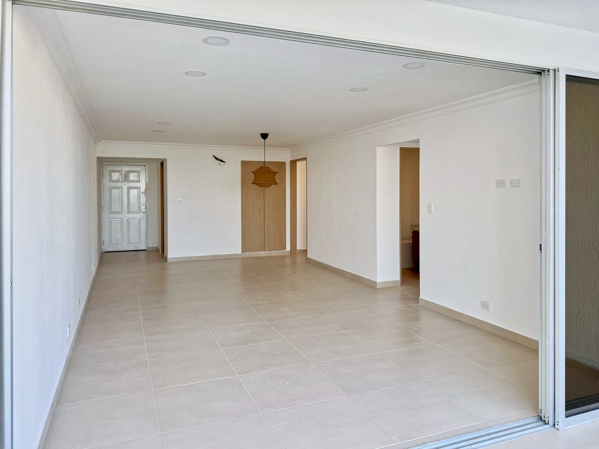 Apartamento en venta El Laguito, piso 12, vista al mar – 97 m² — foto 11